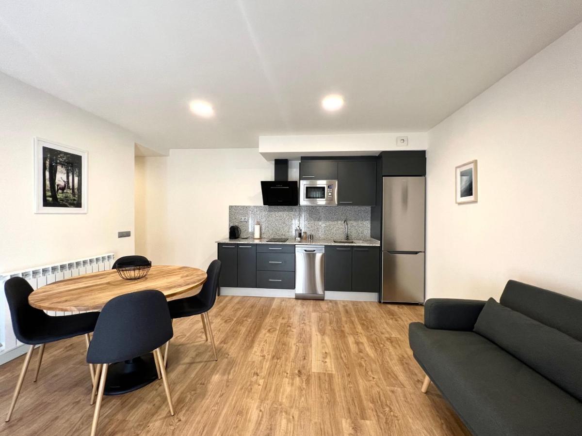 Espot Cowork & Apartments - L'Amfitriona Εξωτερικό φωτογραφία