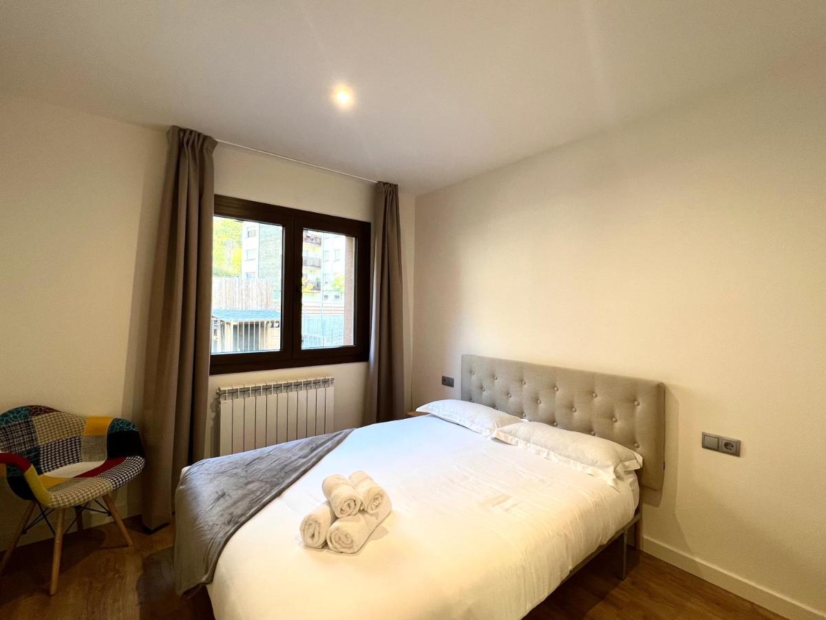 Espot Cowork & Apartments - L'Amfitriona Εξωτερικό φωτογραφία