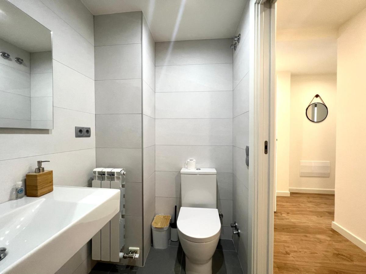 Espot Cowork & Apartments - L'Amfitriona Εξωτερικό φωτογραφία