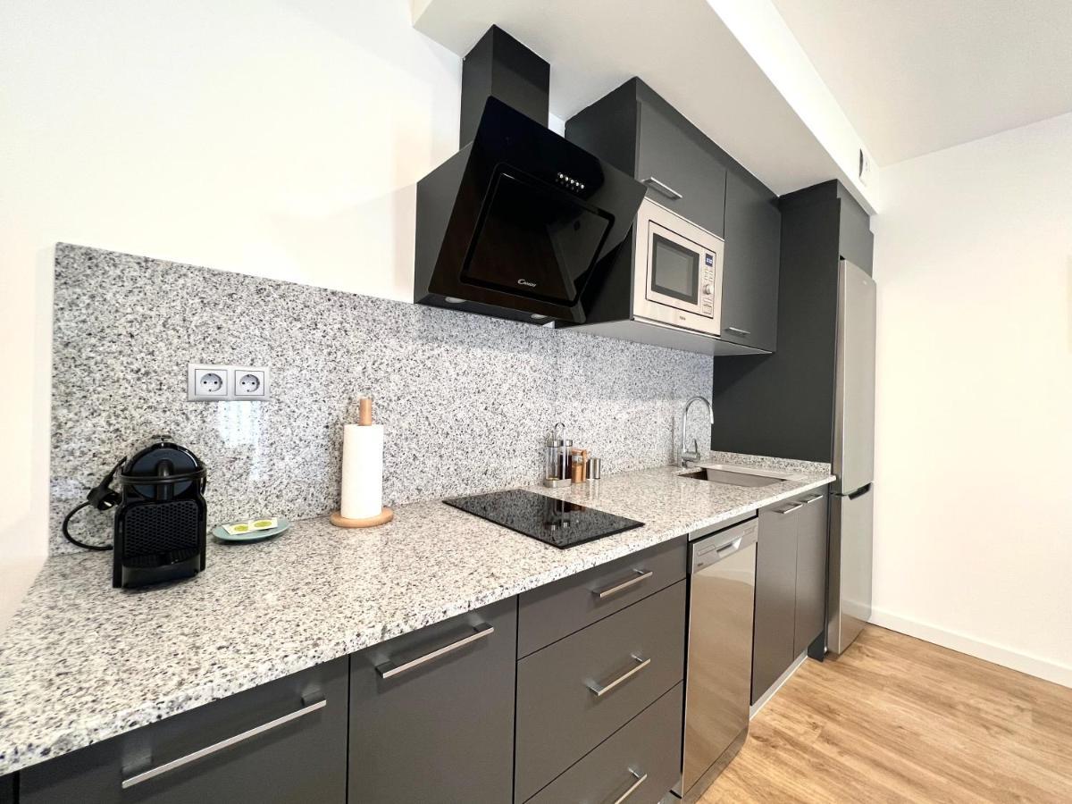 Espot Cowork & Apartments - L'Amfitriona Εξωτερικό φωτογραφία