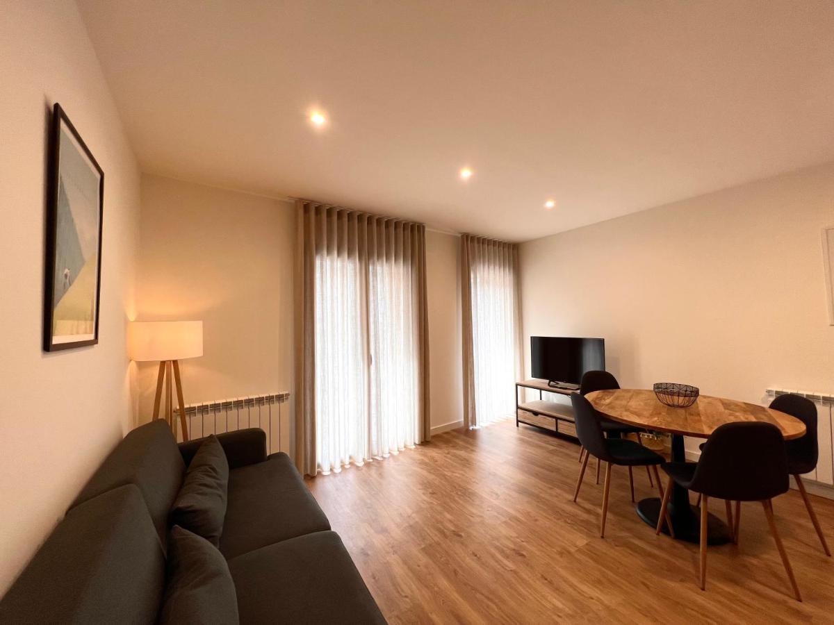 Espot Cowork & Apartments - L'Amfitriona Εξωτερικό φωτογραφία